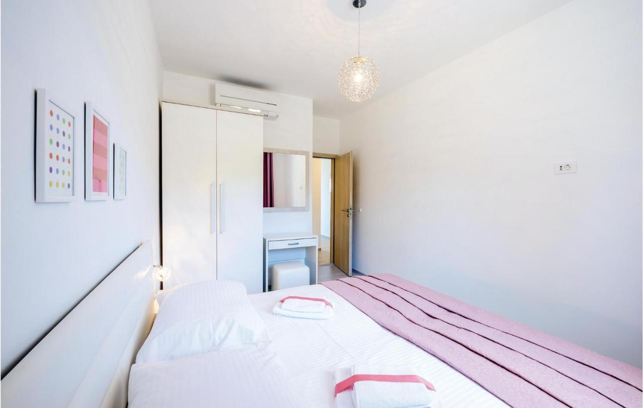 Amazing Apartment In Cavtat With House Sea View エクステリア 写真