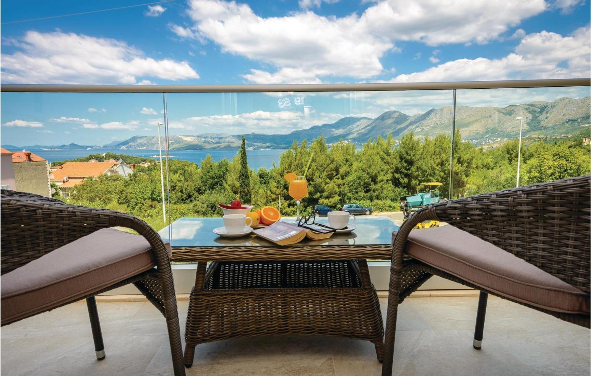 Amazing Apartment In Cavtat With House Sea View エクステリア 写真